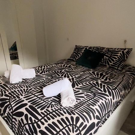 Lovely Rooms En Piso Compartido Sevilla Exteriör bild